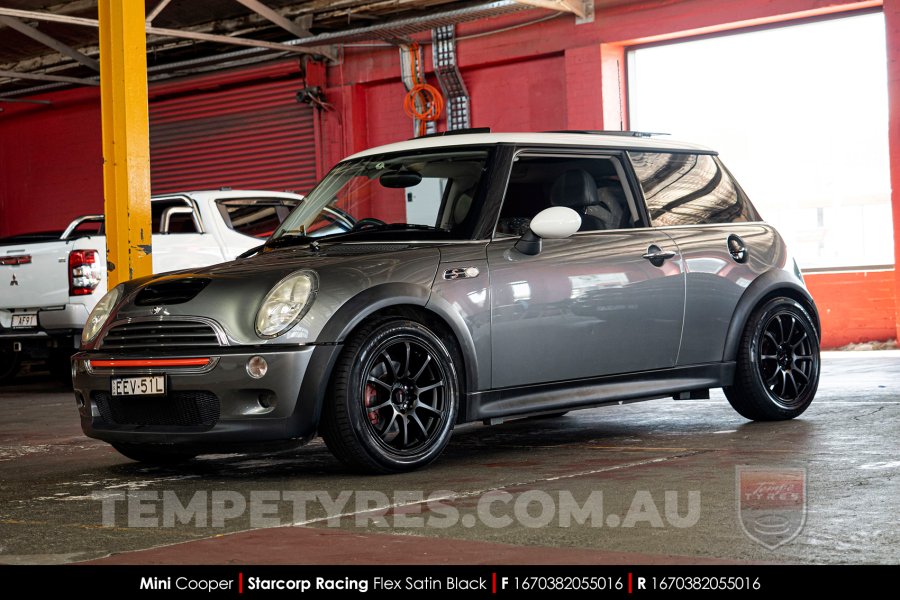 16x7.0 Starcorp Racing L209 FLEX on Mini Cooper