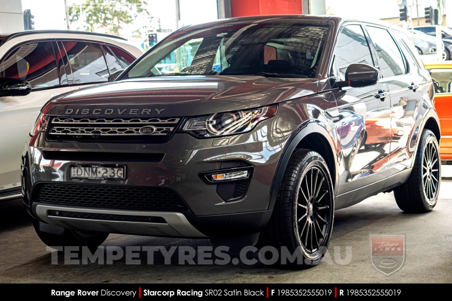 19x8.5 Starcorp Racing SR02 Satin Black on Range Rover Discovery