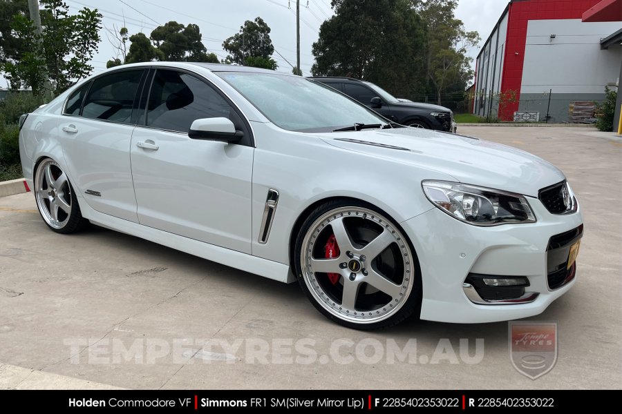 22x8.5 22x9.5 Simmons FR-1 Silver on Holden Commodore VF