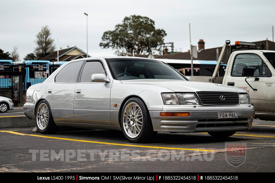18x8.5 Simmons OM-1 Silver on Lexus LS
