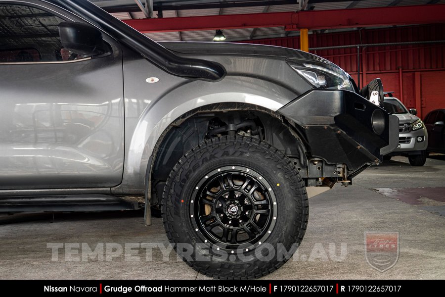 17x9.0 Grudge Offroad HAMMER on Nissan Navara NP300