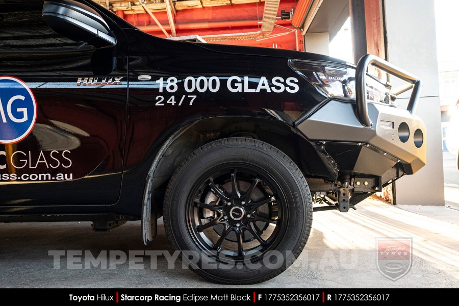17x7.5 Starcorp Racing ECLIPSE on Toyota Hilux