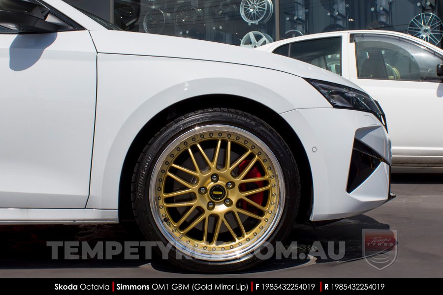 19x8.5 19x9.5 Simmons OM-1 Gold on Skoda Octavia