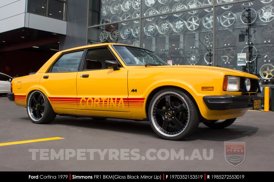 19x7.0 19x8.5 Simmons FR-1 Gloss Black on Ford Cortina