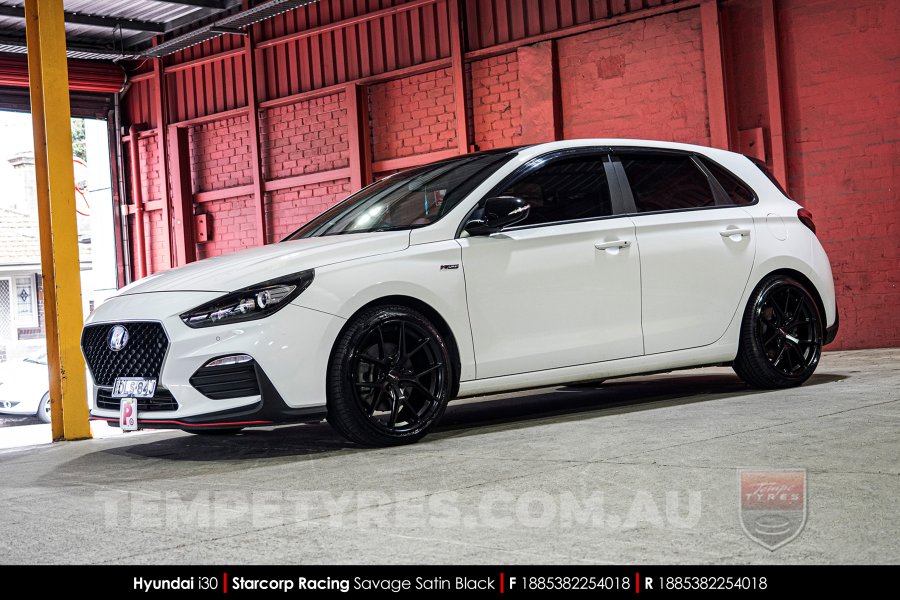 18x8.5 Starcorp Racing L1780 Savage Satin Black on Hyundai i30
