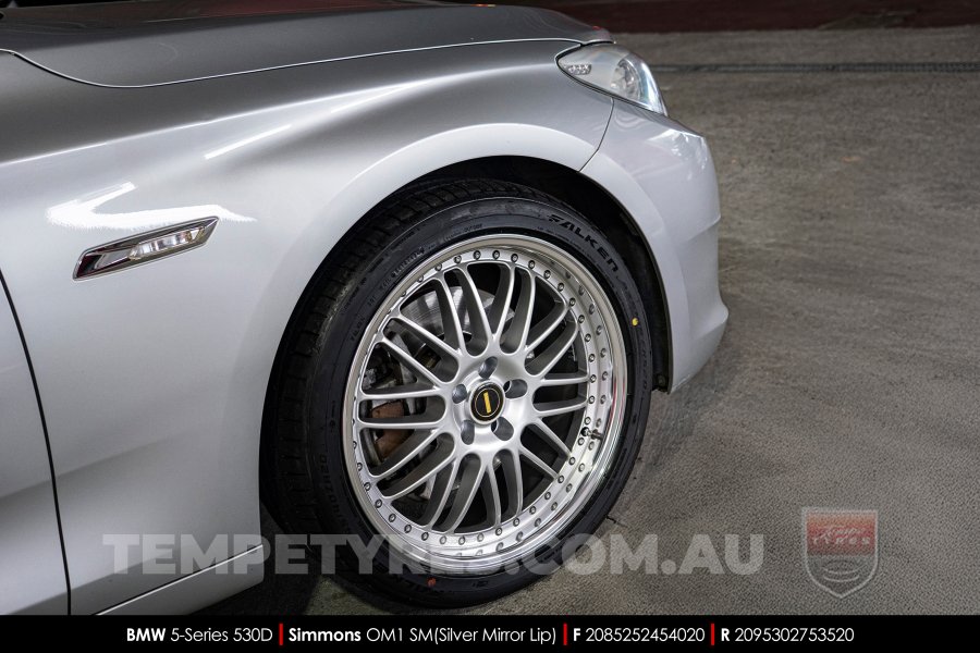 20x8.5 20x9.5 Simmons OM-1 Silver on BMW 5 Series