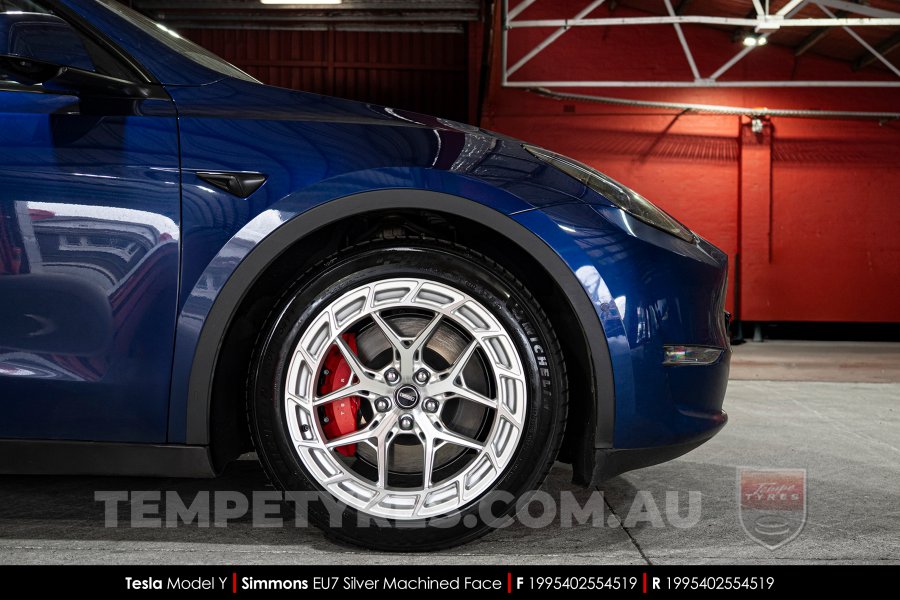 19x8.5 19x9.5 Simmons EU7 Silver Machined Face on Tesla Model Y
