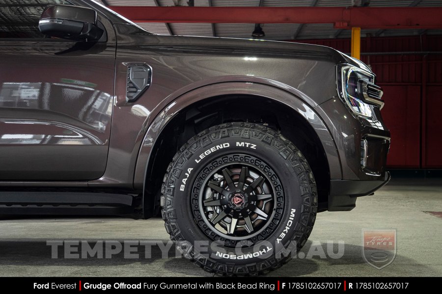 17x8.5 Grudge Offroad F1 Fury Matte Gunmetal on Ford Everest
