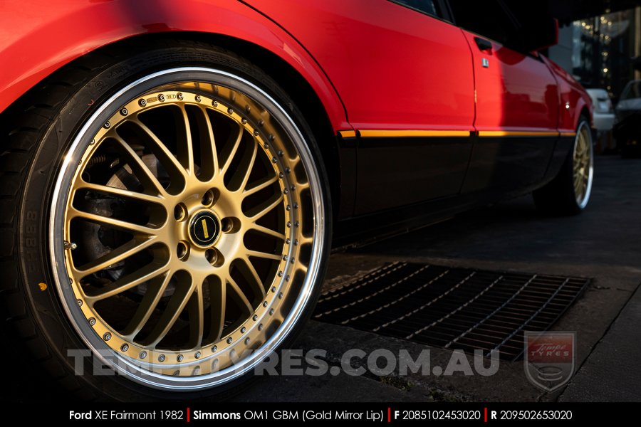20x8.5 20x9.5 Simmons OM-1 Gold on Ford Fairmont