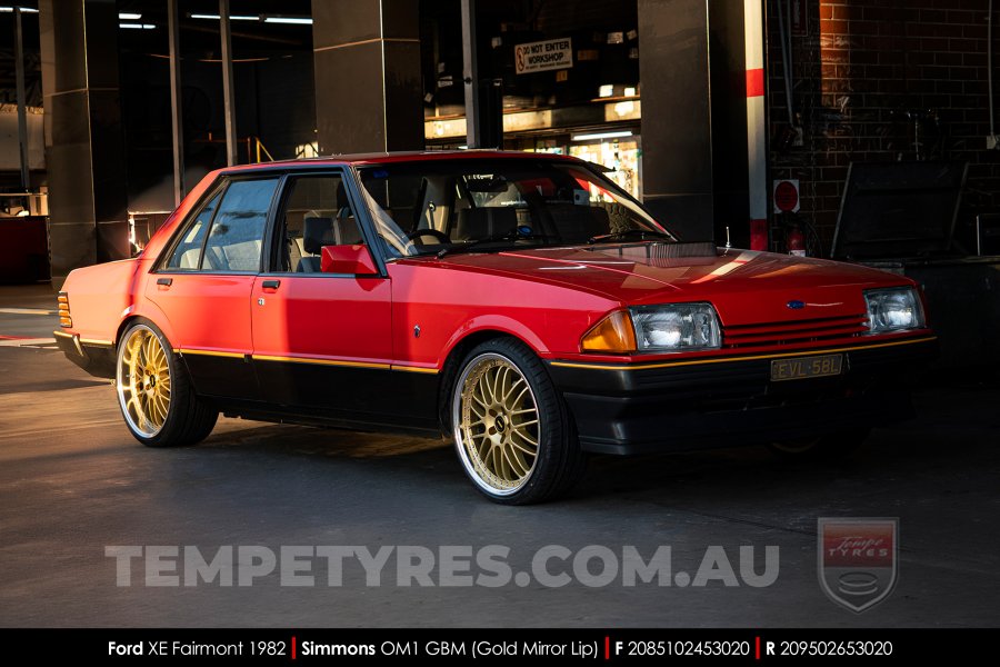 20x8.5 20x9.5 Simmons OM-1 Gold on Ford Fairmont