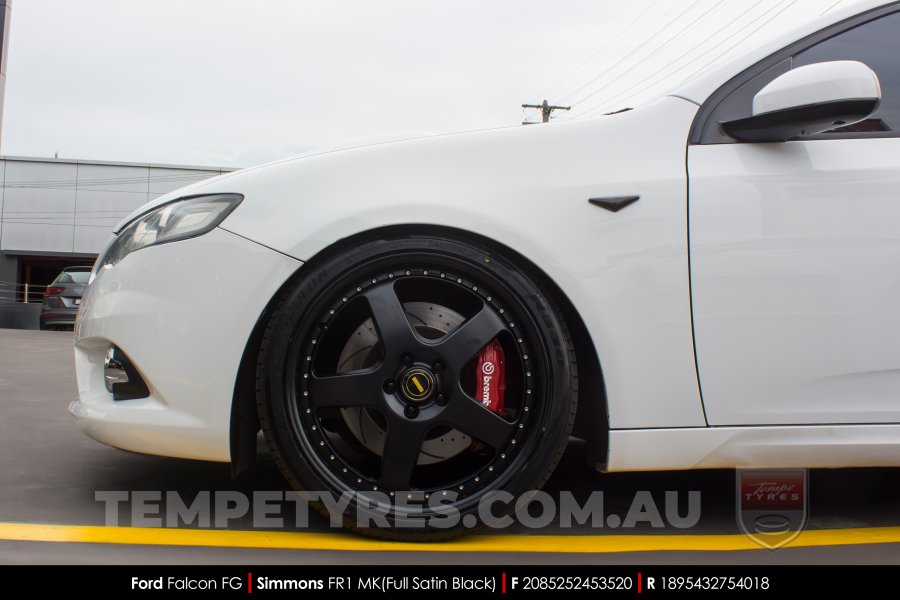 20x8.5 20x9.5 Simmons FR-1 Satin Black on Ford Falcon