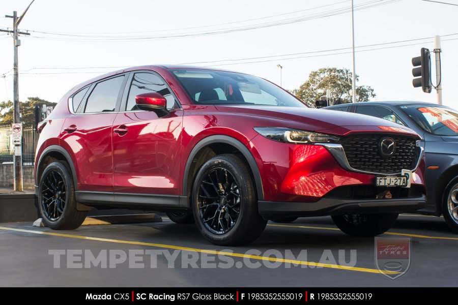 19x8.5 SC Racing RS7 Gloss Black on Mazda CX5