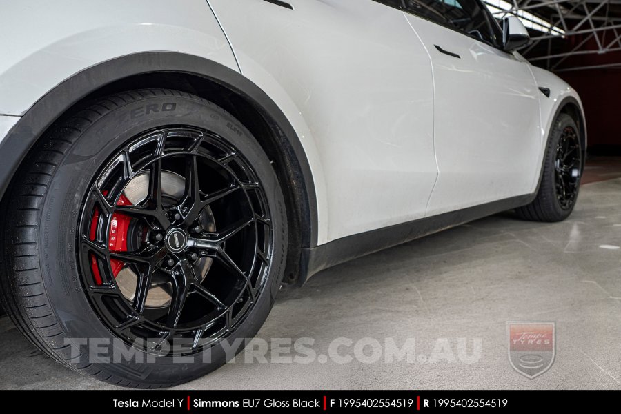 19x8.5 19x9.5 Simmons EU7 Gloss Black on Tesla Model Y