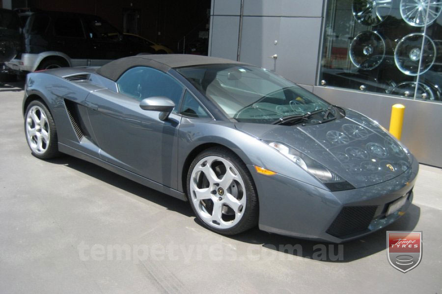  on LAMBORGHINI GALLARDO