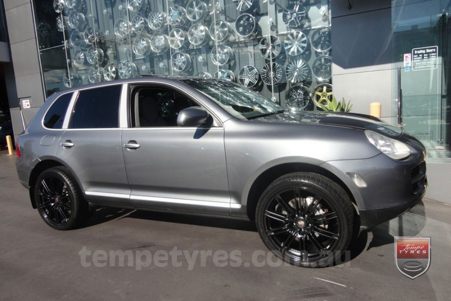 22x10 Cayenne11 Black on PORSCHE CAYENNE