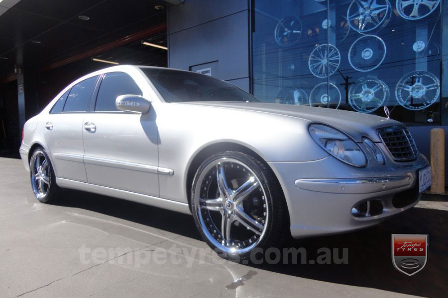 20x8.5 Giovinco Legacy Chrome on MERCEDES E-CLASS