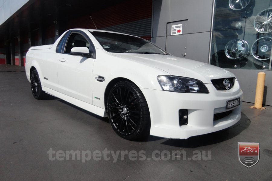 20x8.5 Lenso Como Black on HOLDEN COMMODORE VE