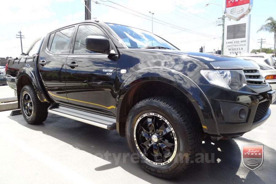 18x8.0 Incubus S003 on MITSUBISHI TRITON