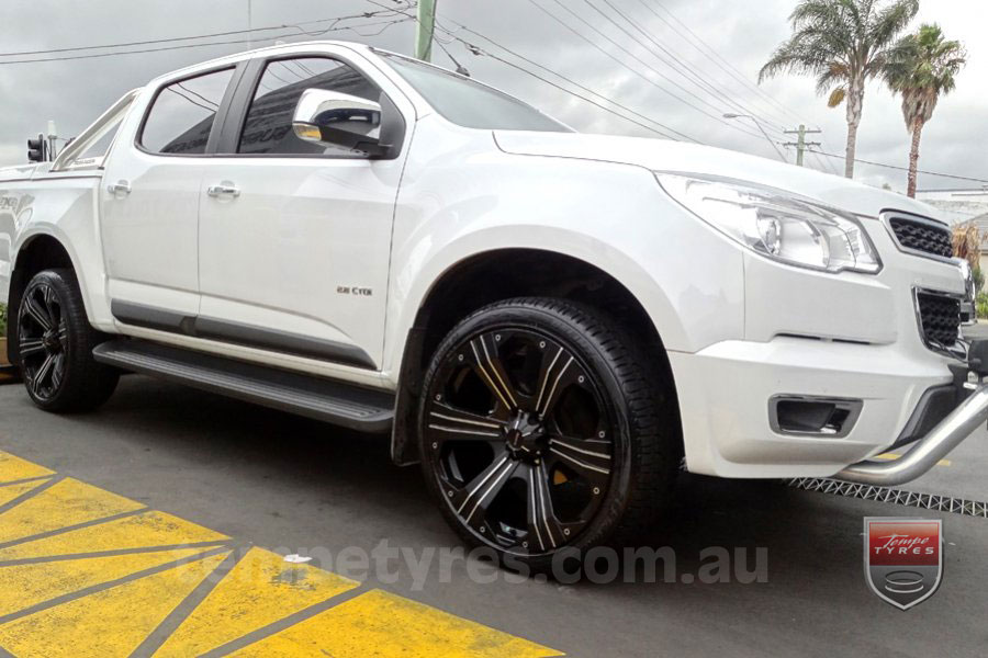 22x9.5 Ballistic Outlaw on HOLDEN COLORADO