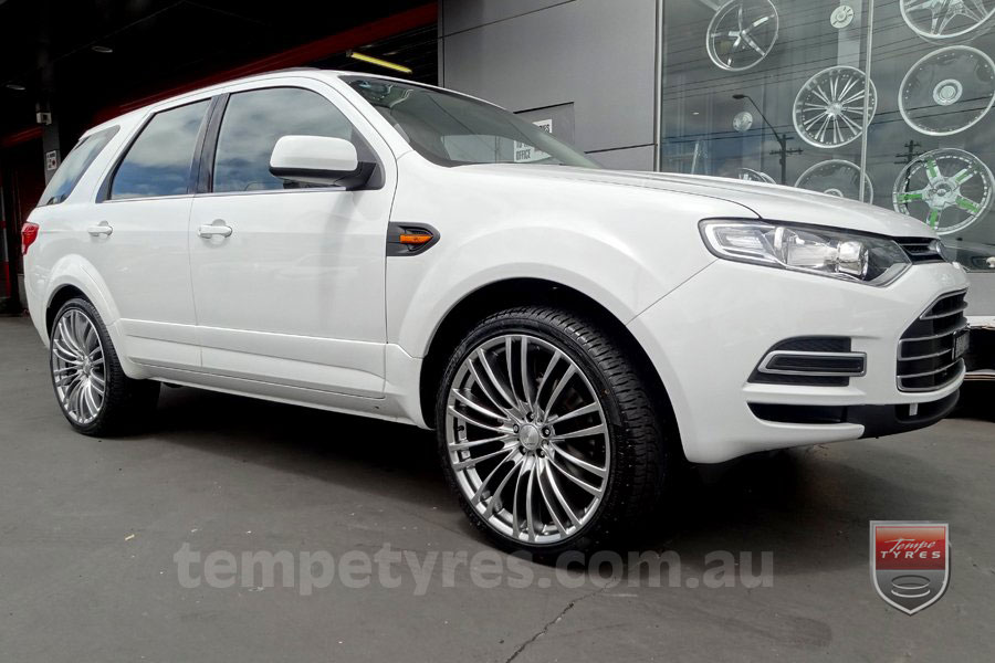 22x9.5 Lenso Como Shadow on FORD TERRITORY