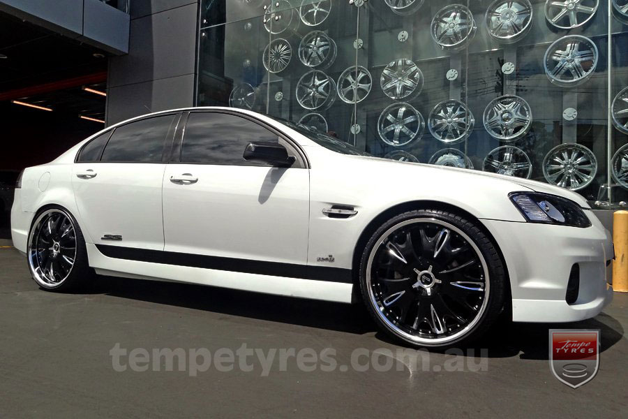 22x9.5 Lenso Grande9 on HOLDEN COMMODORE