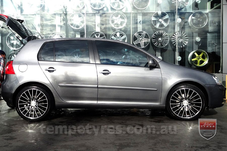 18x8.0 Lenso Eurostyle C ESC on VW GOLF