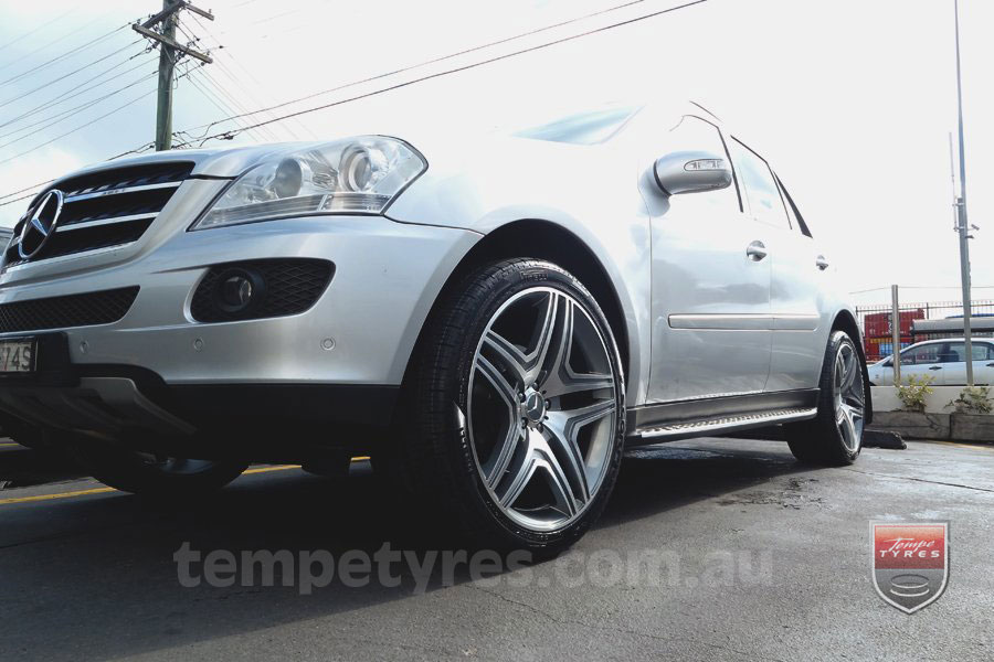 10x7.0 Starcorp E Series on MERCEDES GL-CLASS