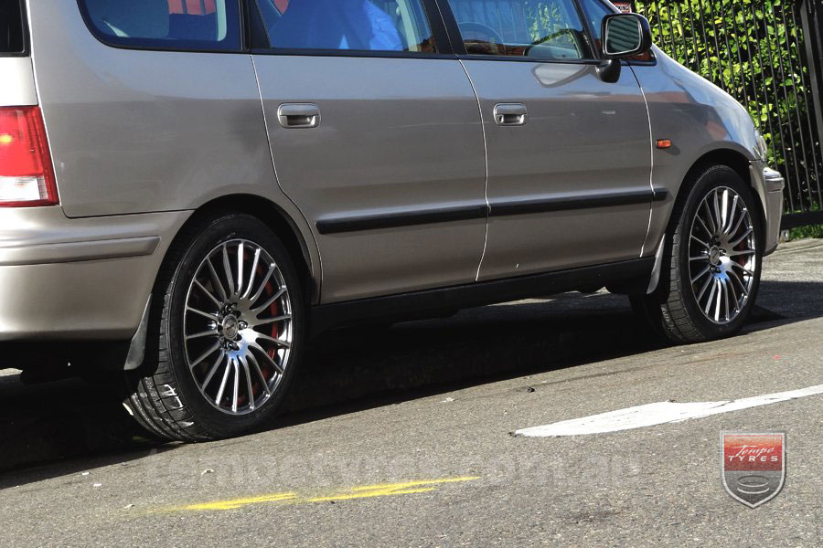 17x7.5 Fox X-tuning on HONDA ODYSSEY