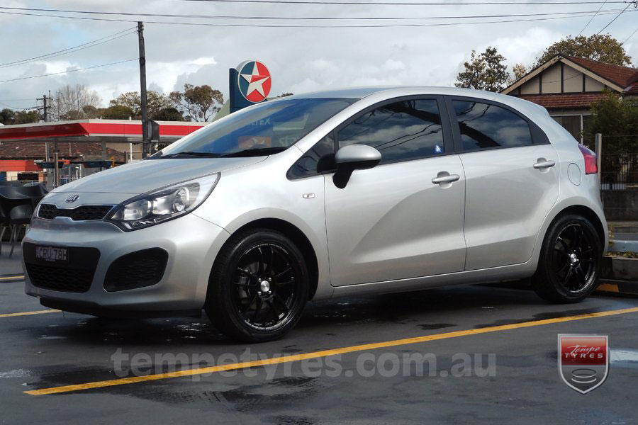 17x7.0 Lenso Light-S2 on KIA RIO