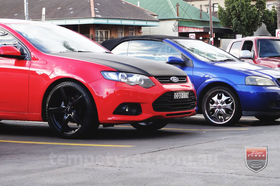 20x8.5 Oxxo Wheels 0492 on FORD FALCON 