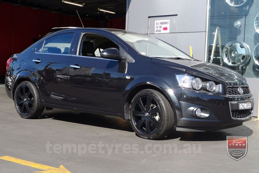 17x7.0 Incubus RS Flawless 0450 on HOLDEN BARINA