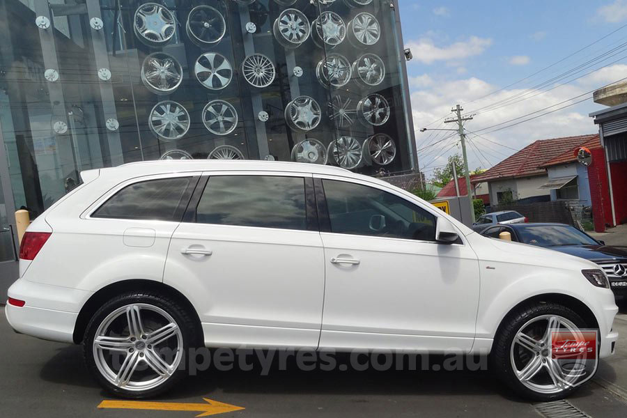 22x9.5 Style5733 on AUDI Q7