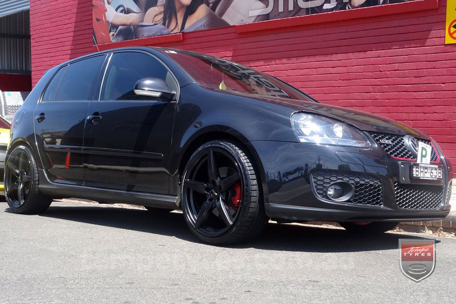 19x8.5 Oxxo Wheels 0492 on VW GOLF