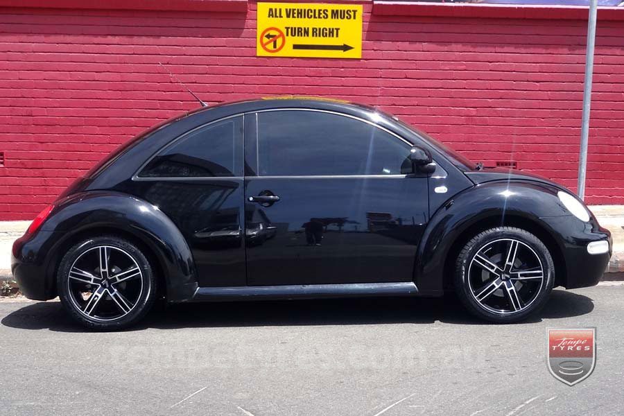 18x8.0 Lenso Eurostyle 6 ES6 on VW BEETLE