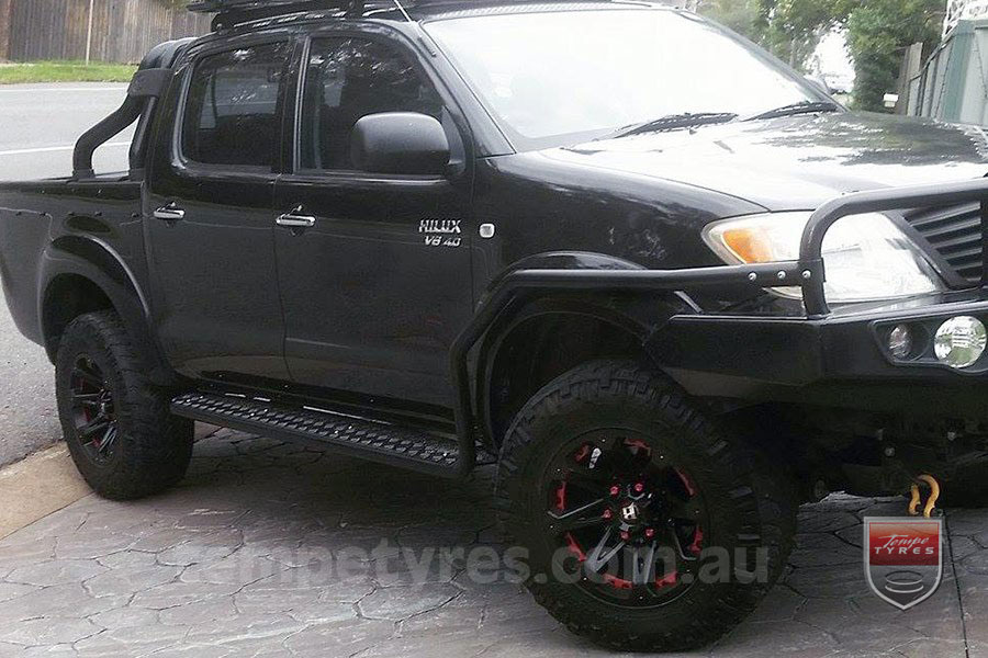 17x9.0 Ballistic Jester on TOYOTA HILUX SR5