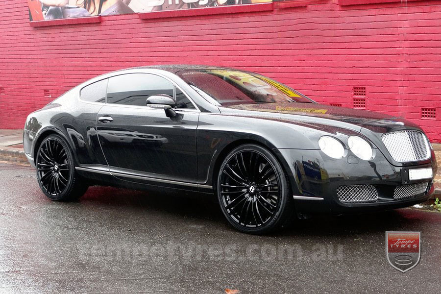 22x9.5 Lenso Como Black on BENTLEY GT