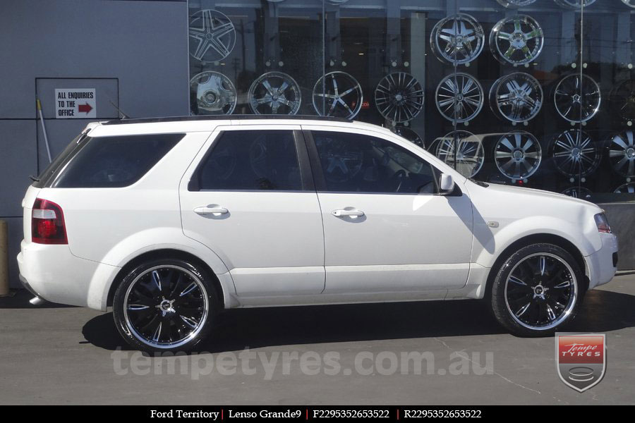 22x9.5 Lenso Grande9 on FORD TERRITORY