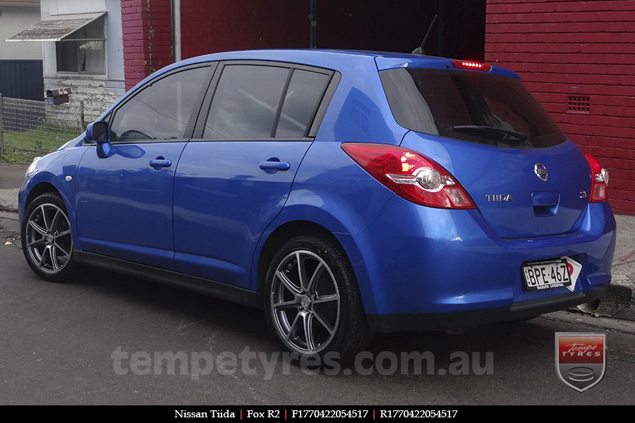 17x7.0 Fox R2 Gunmetal on NISSAN TIIDA