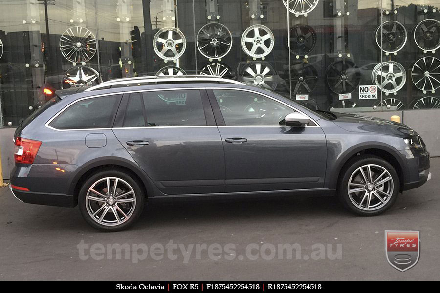 18x7.5 Fox R5 Gunmetal on SKODA OCTAVIA