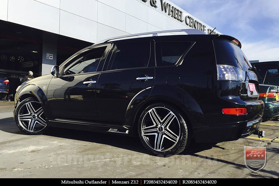 20x8.5 Menzari Z12 on MITSUBISHI OUTLANDER