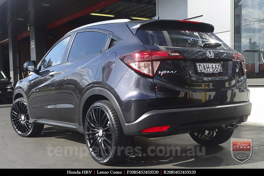 20x8.5 Lenso Como Black on HONDA HRV