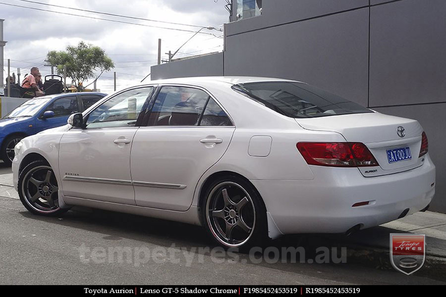 19x8.5 Lenso GT-05 on TOYOTA AURION