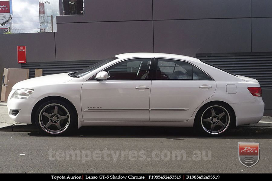 19x8.5 Lenso GT-05 on TOYOTA AURION