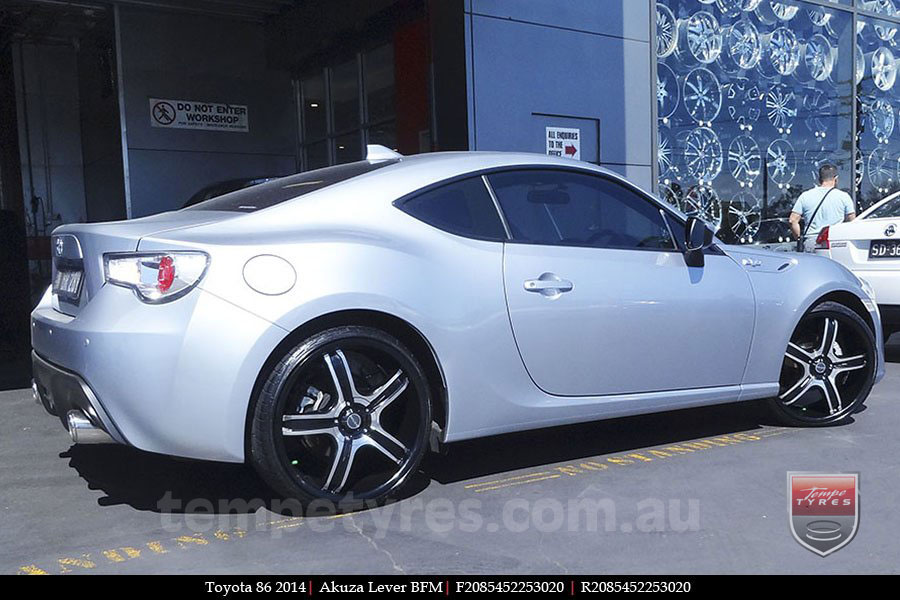 20x8.5 Akuza Lever BFM on TOYOTA 86 