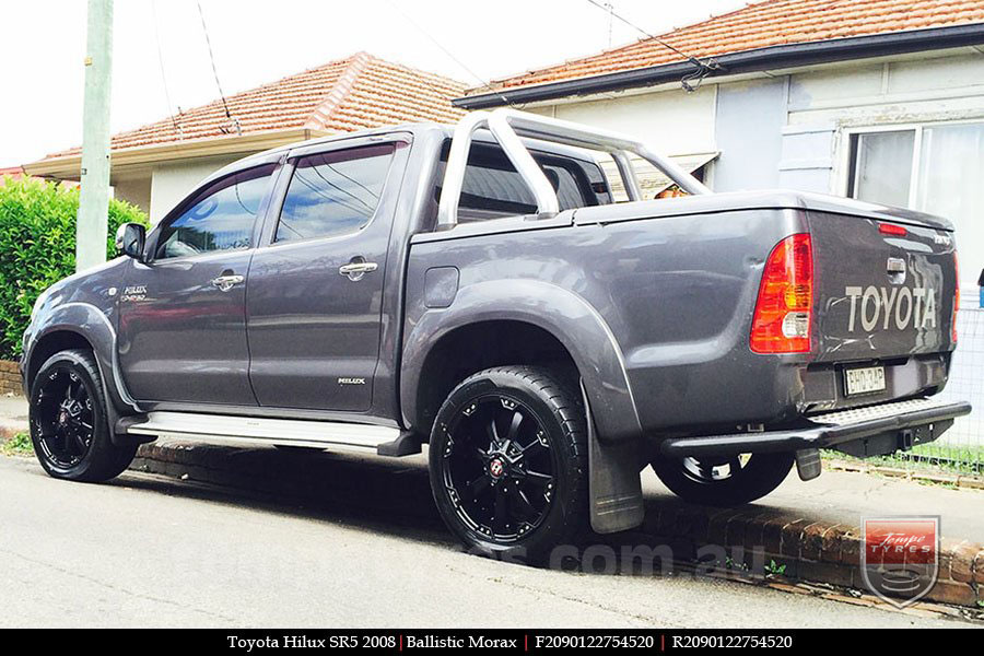 20x9.0 Ballistic Morax on TOYOTA HILUX SR5