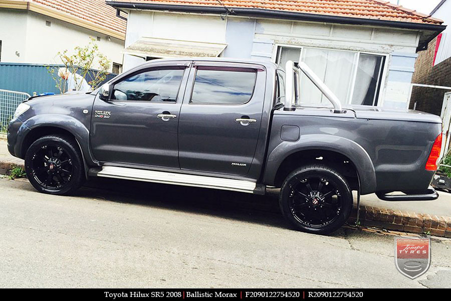 20x9.0 Ballistic Morax on TOYOTA HILUX SR5