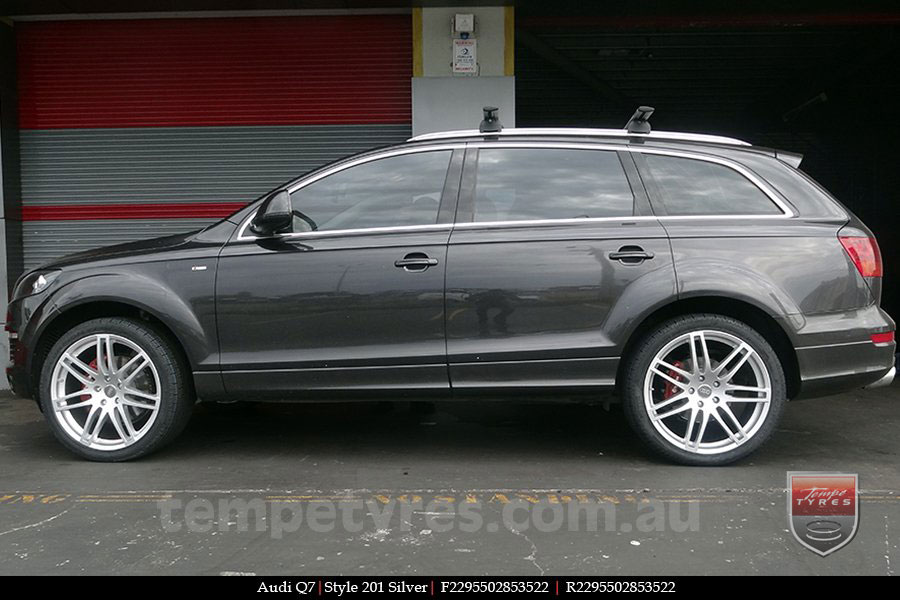 22x9.5 Style201 Silver on AUDI Q7