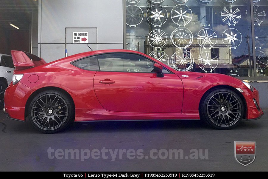 19x8.5 Lenso Type-M DG on TOYOTA 86