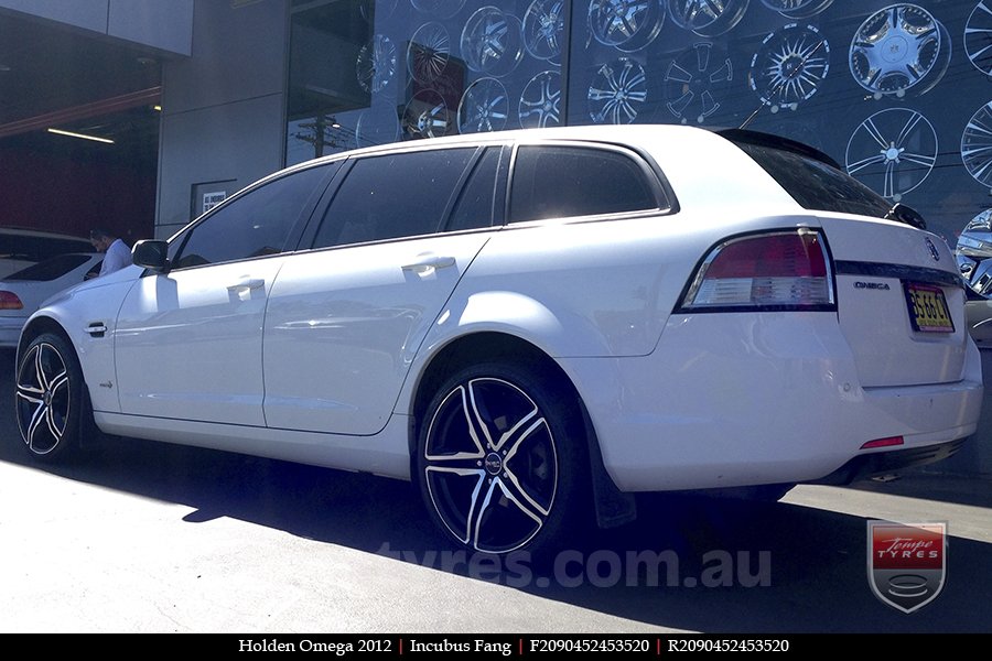 20x9.0 Incubus Fang on HOLDEN COMMODORE VE