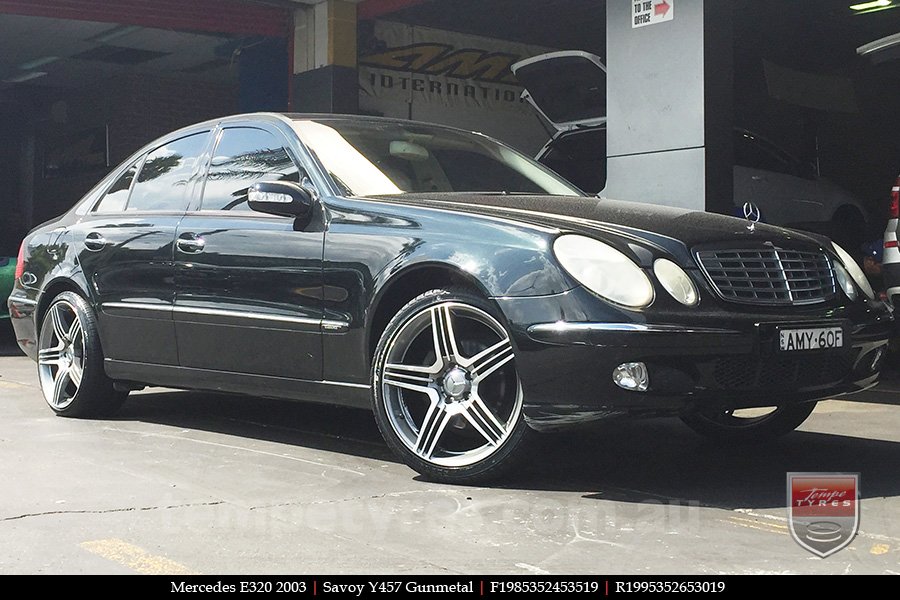 19x8.5 19x9.5 Savoy Y457 Gunmetal on MERCEDES E-Class